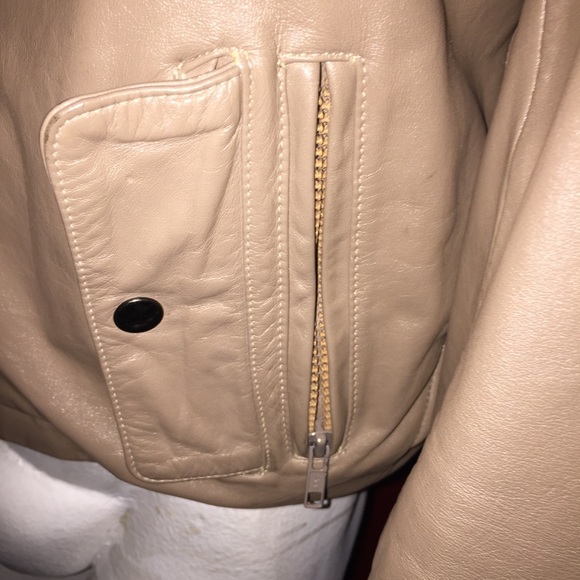 Casablanca and vintage leather - Picture 8 of 8